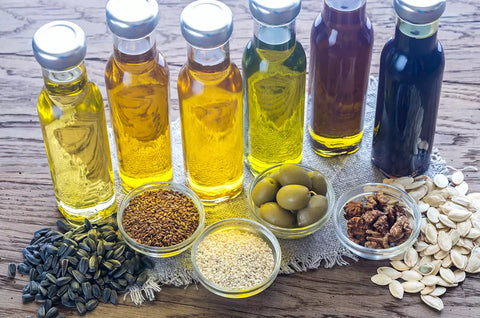 The A-Z Guide on Choosing and Using Organic Oils for Healthy Hair